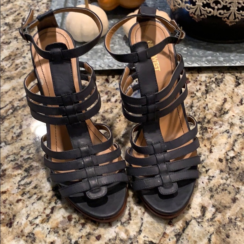 Nine West Amayzin Dusty Navy Heels